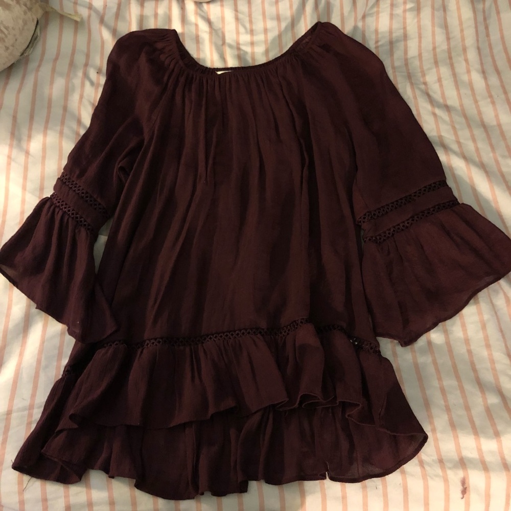 Peasant type top